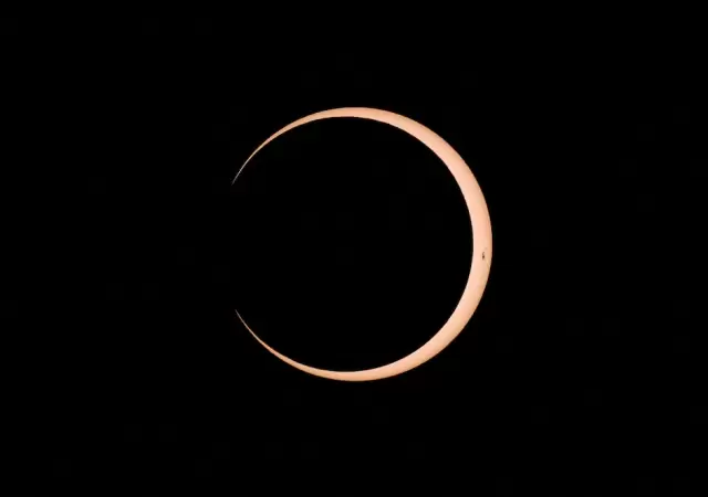 Eclipse solar 17 de febrero 2026: Horarios y d�nde ver el anillo de fuego