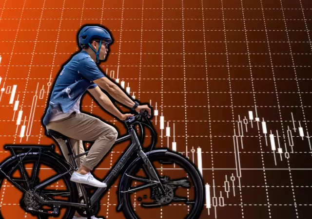 La estabilidad del d�lar y tasas altas mantienen el atractivo en el Carry Trade, pero especialistas advierten riesgos cambiarios latentes.