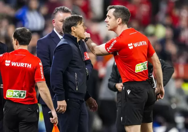 El descargo del "Pelado": Almeyda enfrent� al cuerpo arbitral en una jornada que termin� con una suspensi�n r�cord en Espa�a.