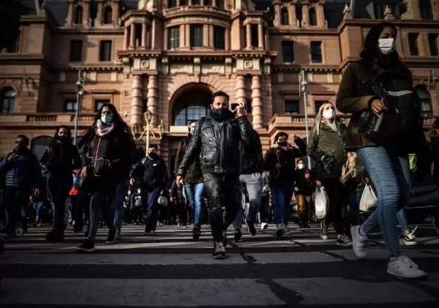 El 30% de los argentinos cree que los cambios laborales son "light".
