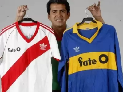 El recordado Milton Melgar, us� ambas camisetas