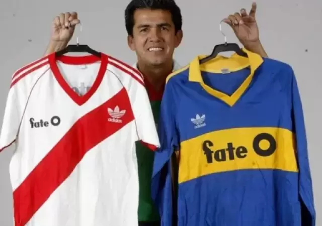 El recordado Milton Melgar, us� ambas camisetas