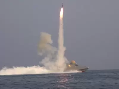 El Estrecho de Ormuz, el punto m�s caliente del planeta. Ir�n busca blindar este paso estrat�gico chttps:/on un per�metro defensivo de 150 kil�metros.