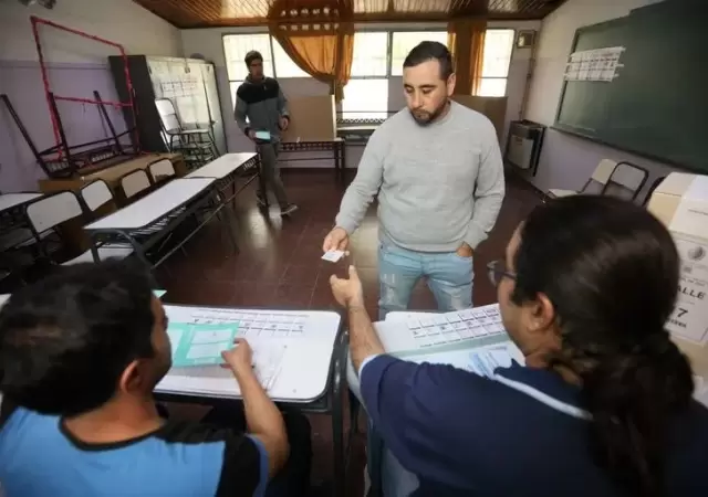 Hubo elecciones en seis departamentos