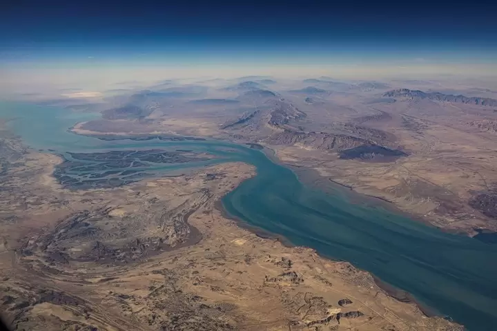 El Estrecho de Ormuz visto desde el aire