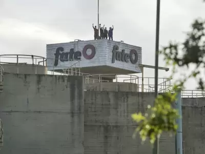 Guerra del neum�tico: Fin de la conciliaci�n, paro de 24 horas en todas las f�bricas y festival con La Delio Valdez