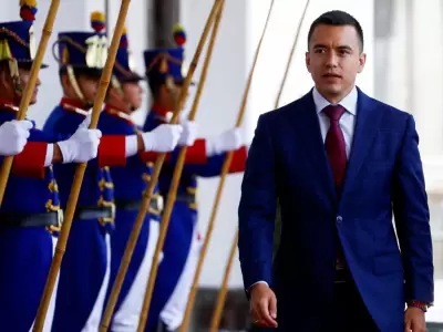 Noboa ordena la salida inmediata de diplom�ticos cubanos y activa ofensiva militar con Washington.