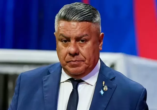 El presidente de la AFA llega a tribunales en un clima de m�xima tensi�n pol�tica y judicial.