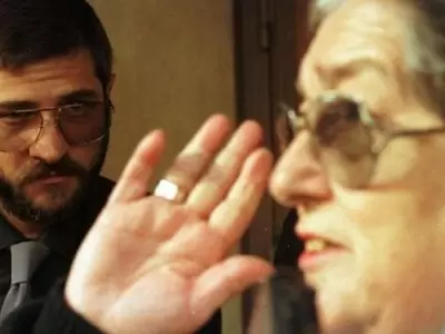Schoklender rompe el silencio y apunta contra Hebe de Bonafini