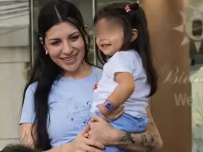 "Ley Cazzu" en M�xico: la iniciativa que naci� del conflicto con Nodal para frenar a los padres ausentes