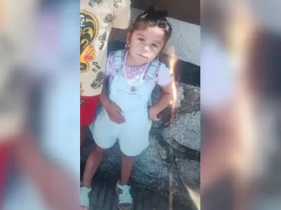 La ni�a de 2 a�os fue vista por �ltima vez en Cosqu�n.