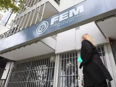 frente-del-edificio-la-federacion-economica-mendoza-ubicado-calle-pedro-molina-471-ciudad
