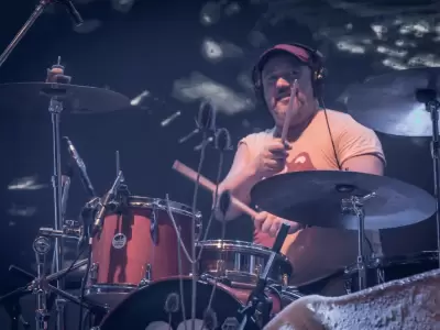 El m�sico y docente Daniel Buira en su querida Escuela de Percusi�n La Chilinga, el espacio donde dedic� su vida a la ense�anza.