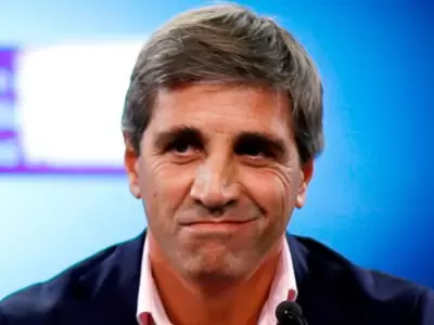 El economista Daniel Sticco analiz� la brecha entre los indicadores r�cord del Gobierno y la ca�da del consumo en los centros urbanos.