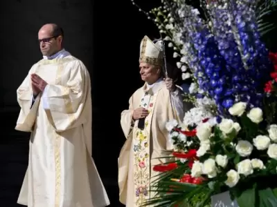 El Papa advirti� sobre la "globalizaci�n de la indiferencia" y llam� a los l�deres mundiales a elegir el di�logo sobre la fuerza.