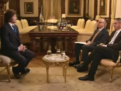 El presidente le otorg� una entrevista a los periodistas Antonio Aracre y Ramiro Casti�eira