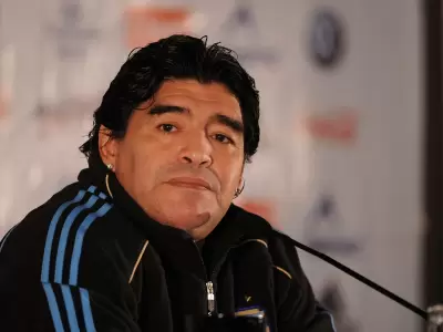 diego-maradona-foto-archivo_98