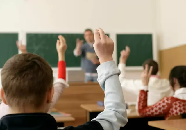 Los estudiantes argentinos pierden, en promedio, m�s de un mes de clases cada a�o.