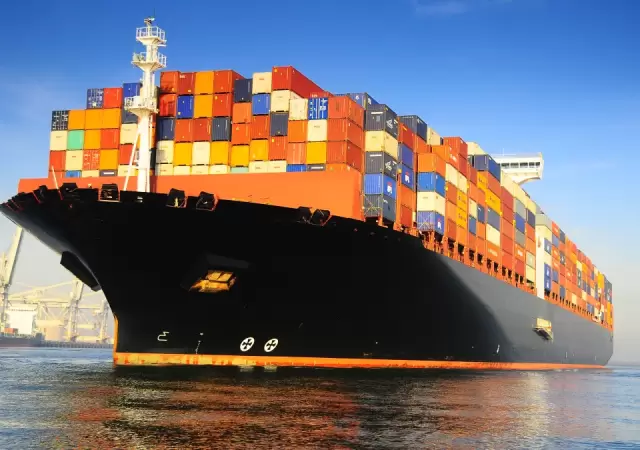 Un gigantesto buque de containers puede desaparecer del radar como por arte de magia