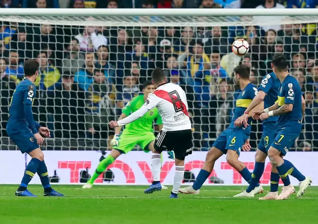 El de Madrid es el �ltimo supercl�sico legendario repasado por nuestro columnista