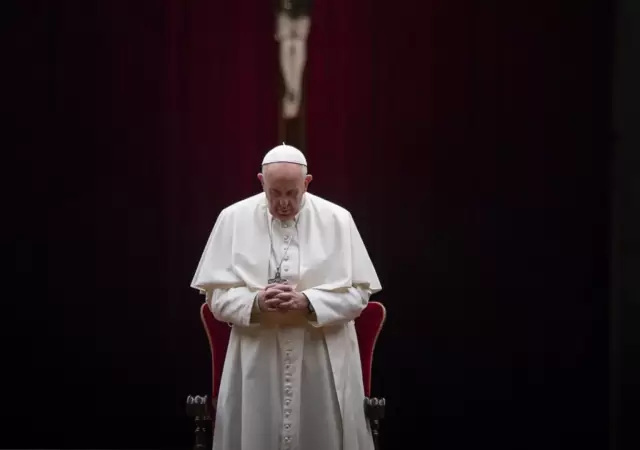 A un a�o de su partida, la huella de Francisco permanece viva en el coraz�n de quienes vieron en �l a un padre y gu�a.