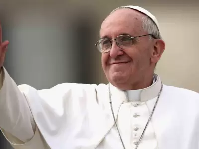 A un a�o de su partida, la huella de Francisco permanece viva en el coraz�n de quienes vieron en �l a un padre y gu�a.