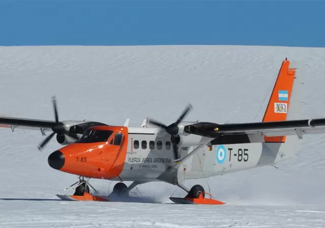 Twin otter