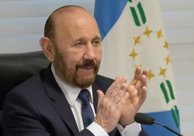 Gildo Insfr�n, gobernador de Formosa.