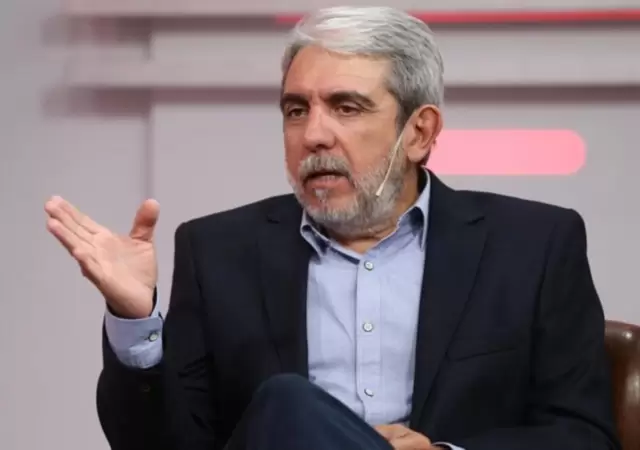 An�bal Fern�ndez respalda a Kicillof: por qu� el PJ teme el "beso de la muerte"