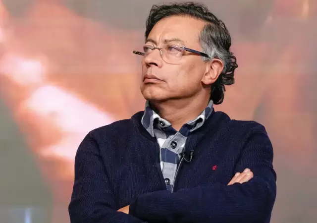 El Gobierno cruz� a Petro tras sus cr�ticas por el consumo de carne de burro.