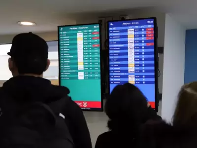 El paro en el SMN amenaza con cancelar vuelos en todo el pa�s.