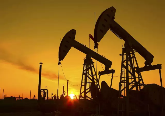 Precio del petr�leo hoy: El barril Brent llega a m�ximos por el bloqueo a Ir�n