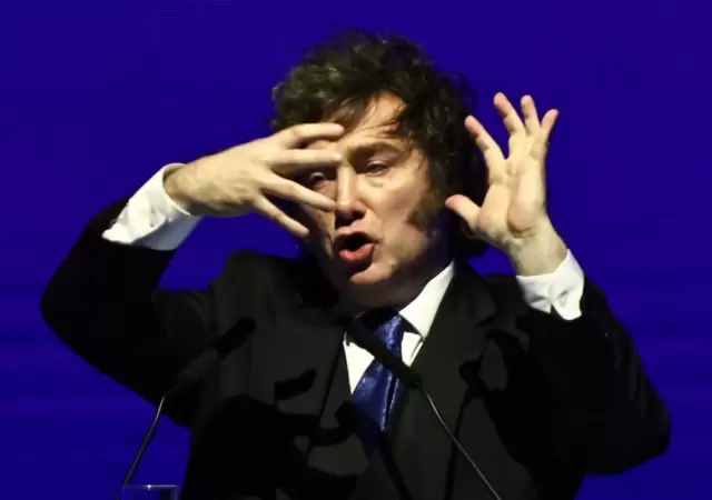Javier Milei en Expo EFI: fervor joven y �xodo t�cnico.