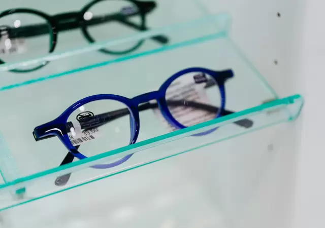 El Dr. Carlos Kotlik advirti� que el uso de lentes sin prescripci�n m�dica acelera la miop�a y aumenta el riesgo de enfermedades graves.