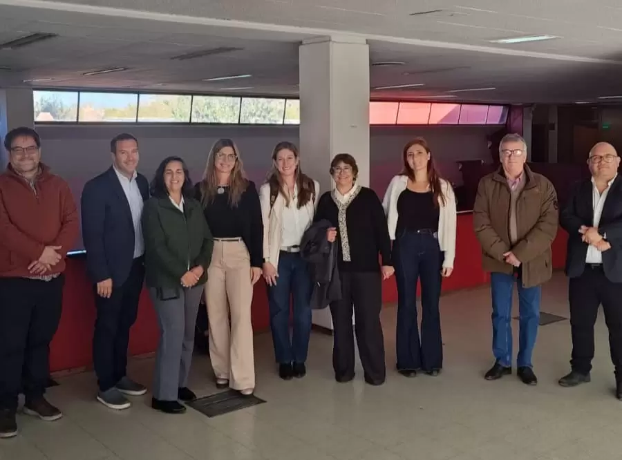 Consejeros de CEGC junto a directivos de la Fundaci�n Varkey