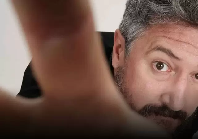 Pablo F�bregas regresa a Mendoza con "Inestable", un espect�culo que fusiona el stand up tradicional con el despliegue de una banda en vivo.