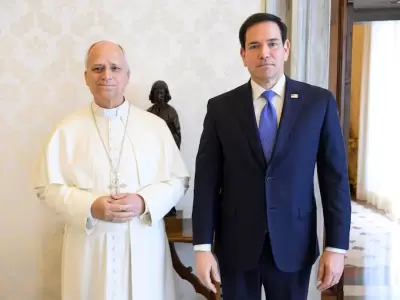 el-papa-leon-xiv-se-reune-con-el-secretario-de-estado-de-ee-uu-marco-rubio-foto-vatican-media-rde5ng