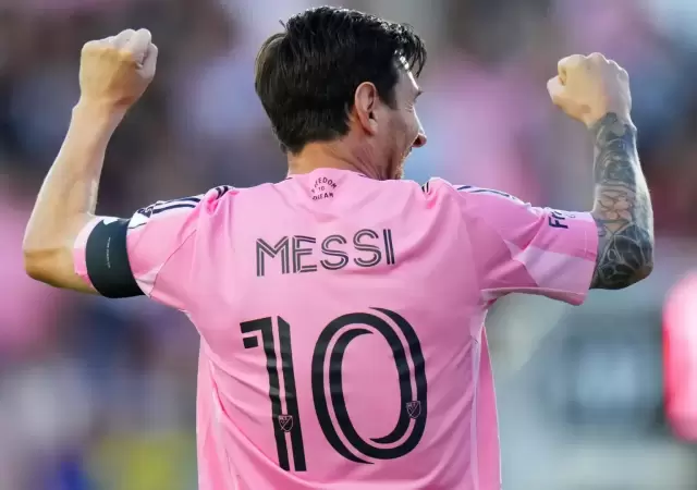 Con 59 goles y 41 asistencias en solo 64 partidos, el "10" volvi� a demostrar su vigencia absoluta en la victoria ante Toronto FC.