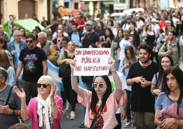 Marcha universitaria