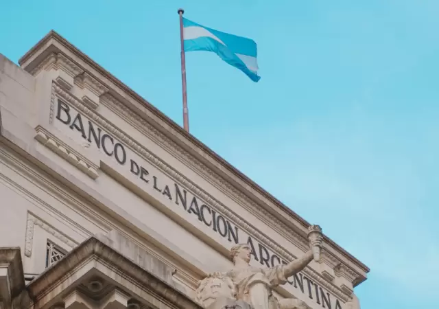 El paro no ser� total: los empleados se retirar�n de sus puestos las �ltimas tres horas de atenci�n al p�blico.