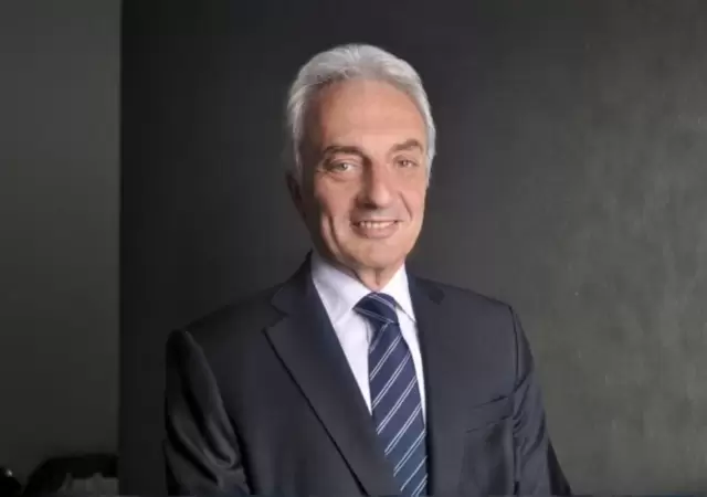 El exsecretario exige pol�ticas de Estado para garantizar inversiones millonarias y exportaciones r�cord.