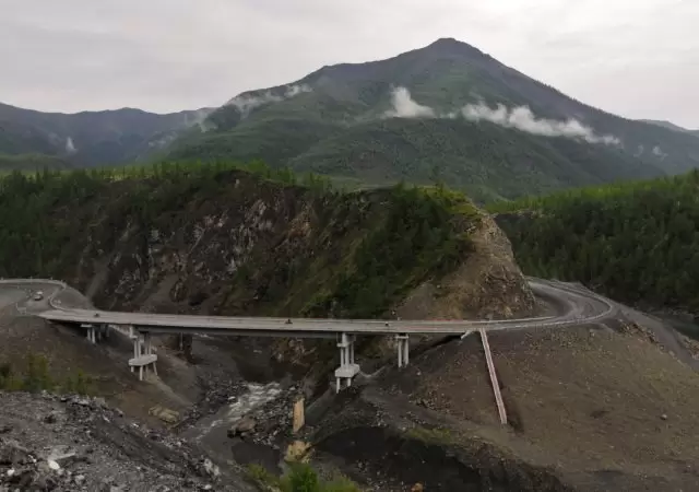 RUTA DE KOLYM�: DONDE EL ASFALTO OCULTA LA TRAGEDIA