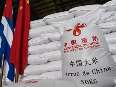 China env�a 15.000 toneladas de arroz a una Cuba golpeada por la mortalidad infantil.