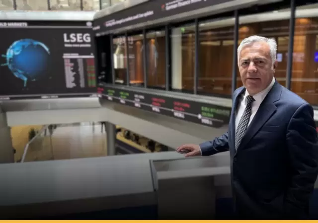El gobernador Alfredo Cornejo durante su presentaci�n ante las autoridades de la Bolsa de Valores de Londres.