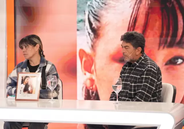 En una desgarradora entrevista, los abuelos de Agostina exigieron justicia por el femicidio.