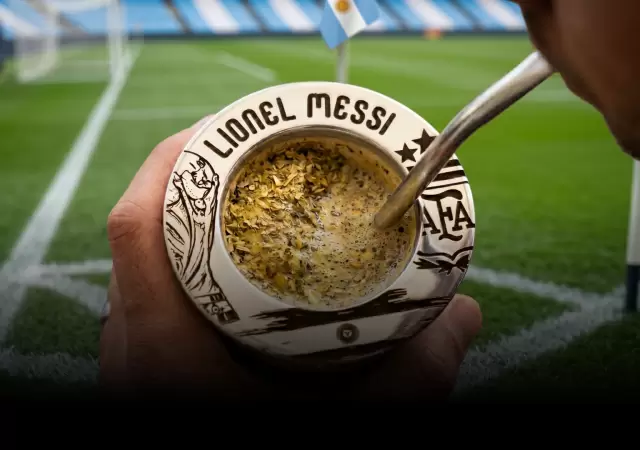La historia del mate que enamor� a la AFA.