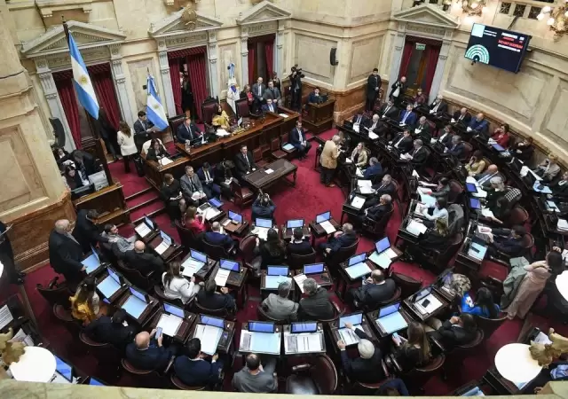 Tierras sin l�mites y desalojos "expr�s": las claves del proyecto que debate el Senado