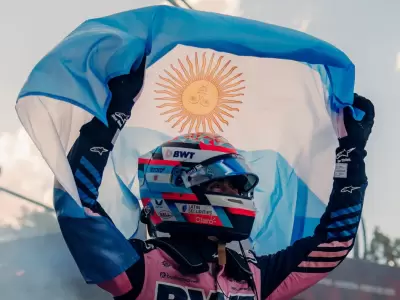 El argentino enfrenta el desaf�o m�s dif�cil y glamoroso de la F�rmula 1 en Montecarlo. Agend� todos los horarios para no perderte ni un segundo.