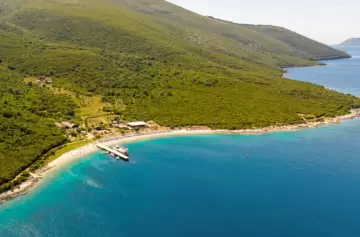 �El fin de un para�so ecol�gico? C�mo el megaproyecto de Ivanka Trump pone en jaque la biodiversidad de Albania.