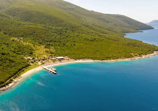 �El fin de un para�so ecol�gico? C�mo el megaproyecto de Ivanka Trump pone en jaque la biodiversidad de Albania.